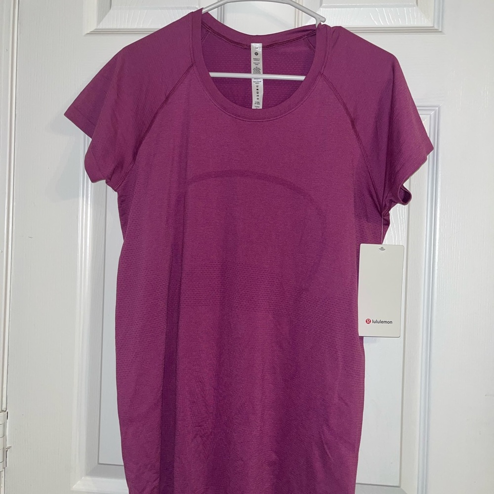 LULULEMON SWIFTLY TECH 2.0 SIZE 14 VIOLET PLUM NWT